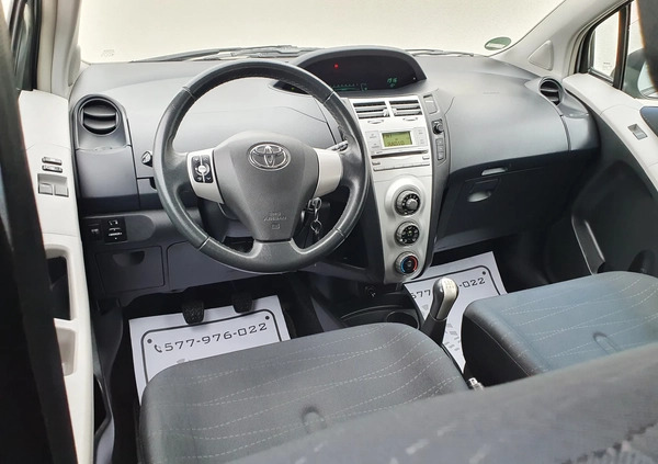 Toyota Yaris cena 23700 przebieg: 90000, rok produkcji 2008 z Świeradów-Zdrój małe 301